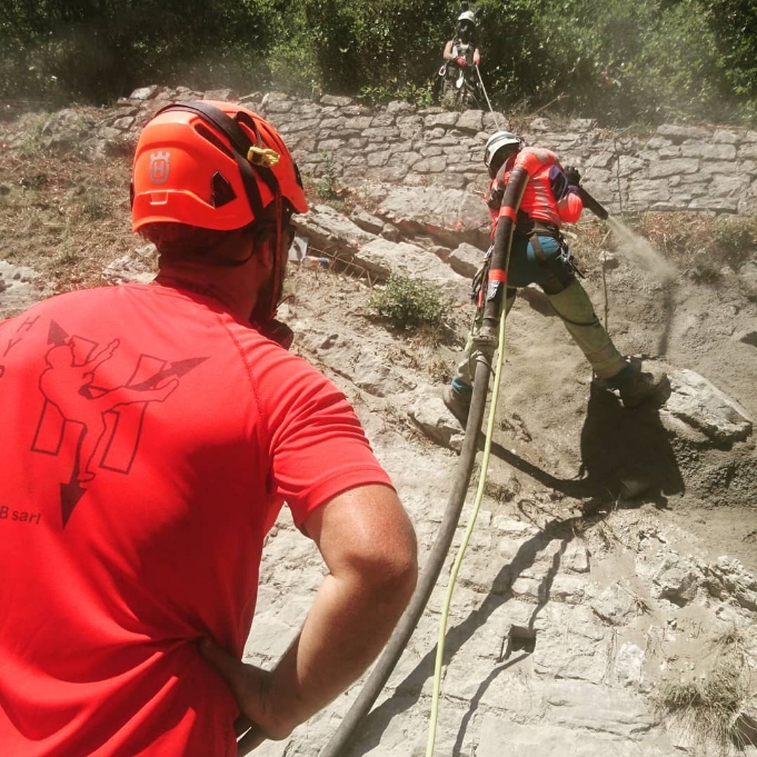 travaux corde hypogee